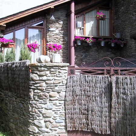 La Llupia Villa Isavarre Exterior foto